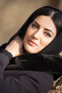 بیوگرافی و عکسهای جدید هلیا امامی