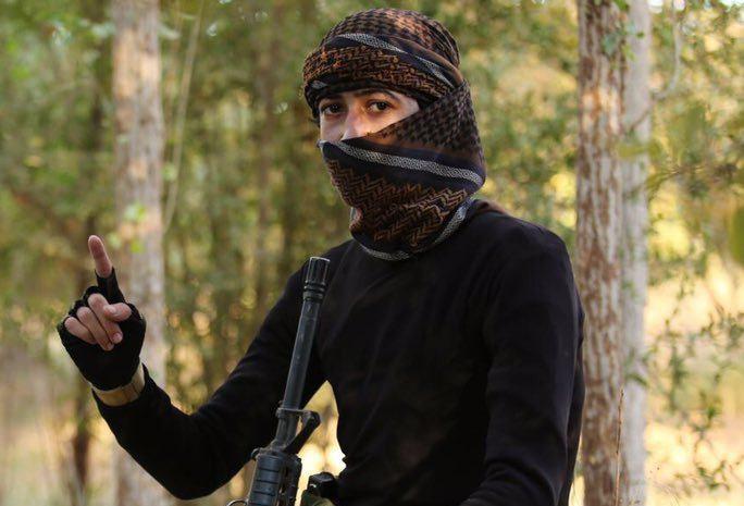 داعش تصویر عامل انتحاری حله را منتشر کرد