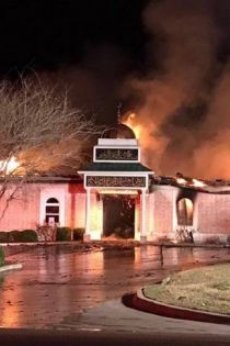 علت آتش زدن مسجد در تگزاس آمریکا + عکس